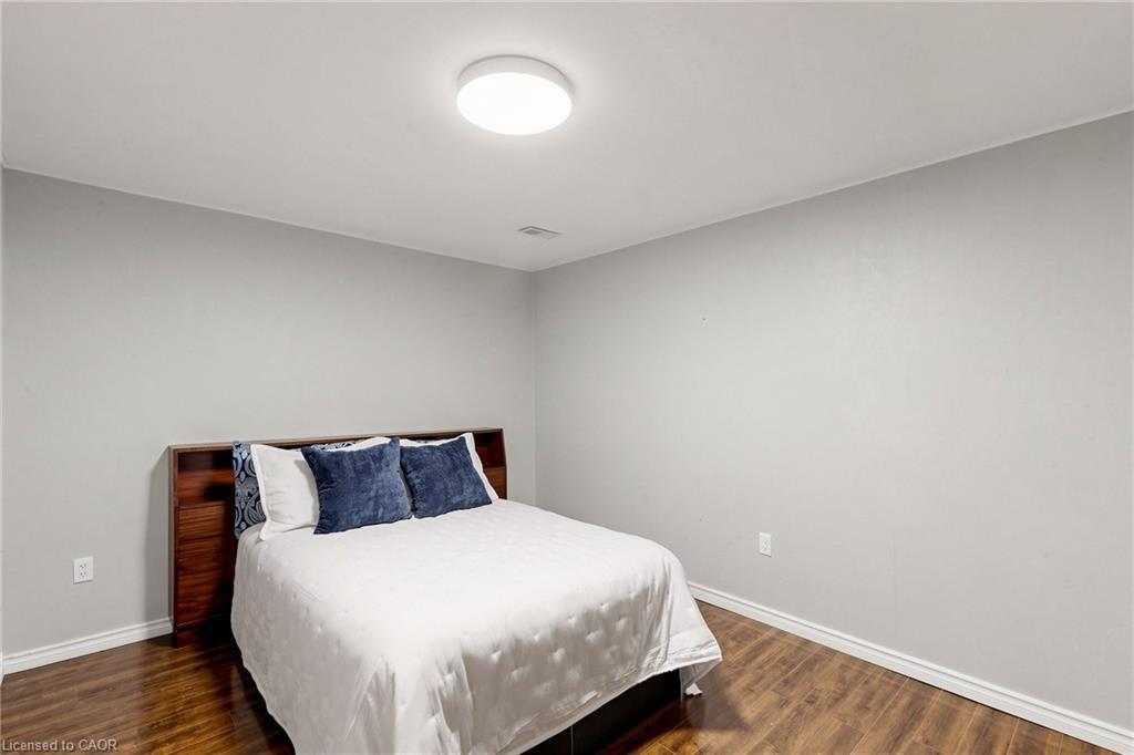 18 Gateway Avenue Property Photo 35