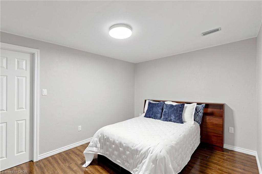 18 Gateway Avenue Property Photo 36
