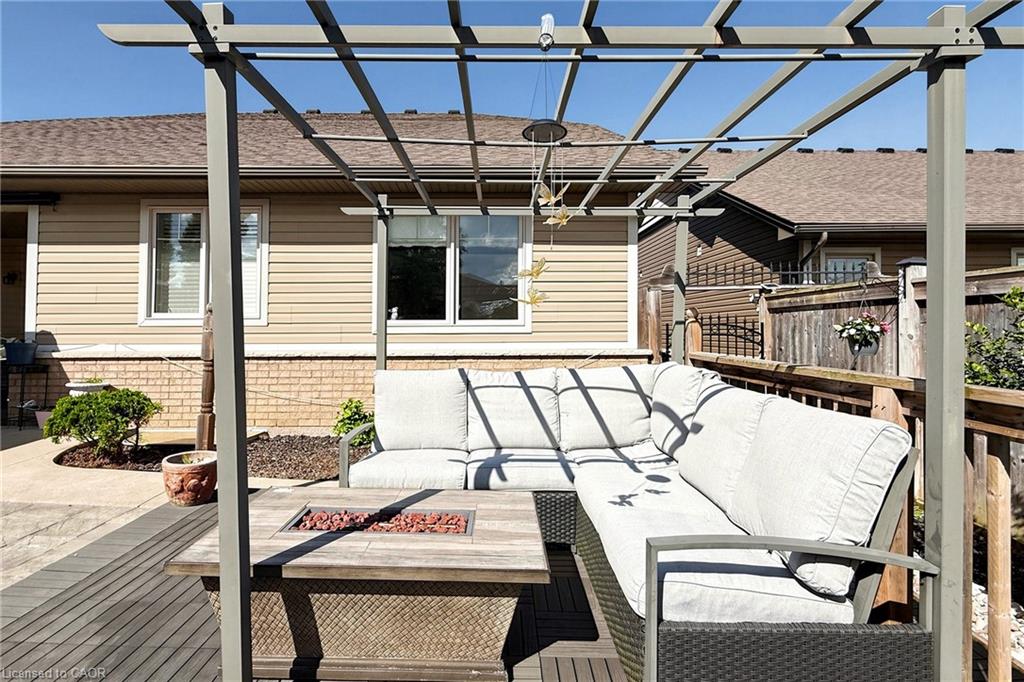 18 Gateway Avenue Property Photo 45