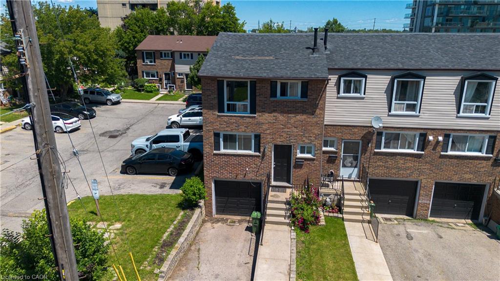 85-75 Berkindale Drive Property Photo 3