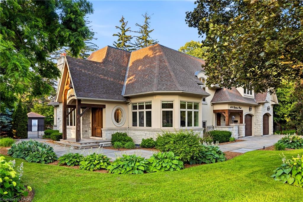 1098 Lakeshore Road W Property Photo 1