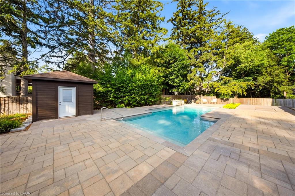 1098 Lakeshore Road W Property Photo 40