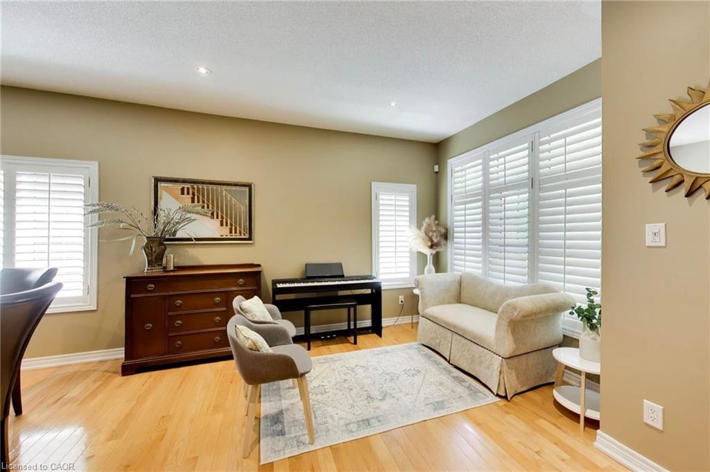1613 Northmount Avenue Property Photo 4