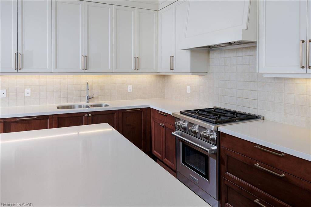 257 Hanover Street Property Photo 11
