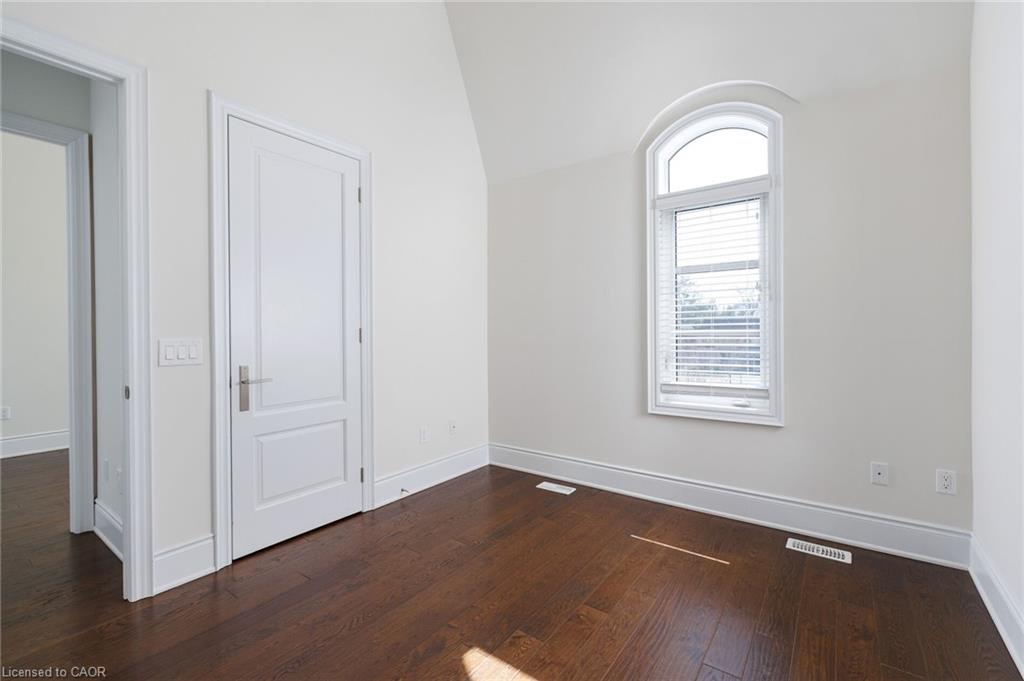 257 Hanover Street Property Photo 23