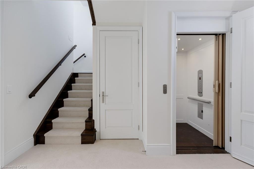 257 Hanover Street Property Photo 32