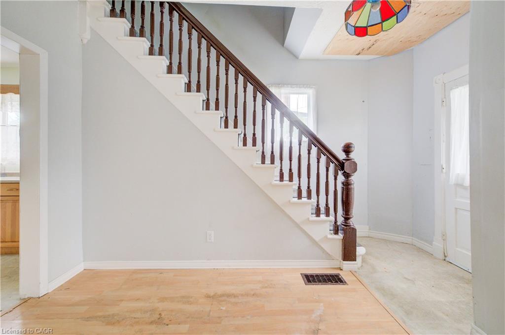 56 Agnes Street Property Photo 6