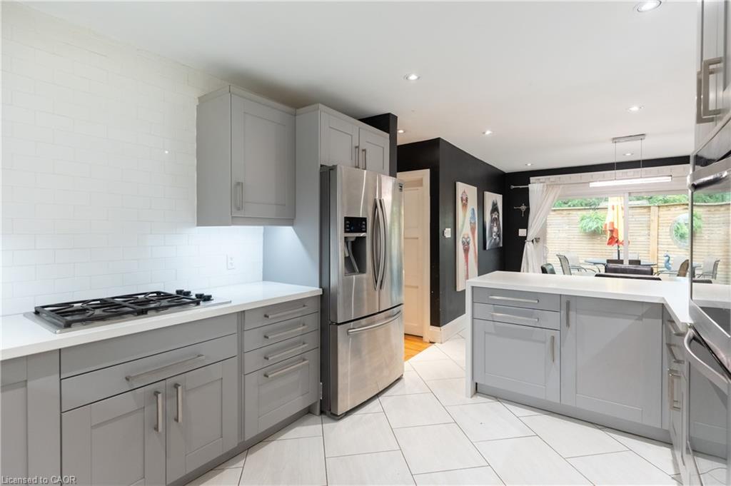 83 East 15th Street Property Photo 17