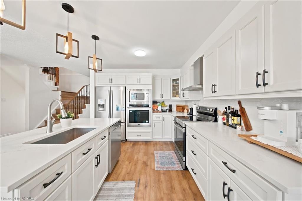 8 Mavin Street Property Photo 12