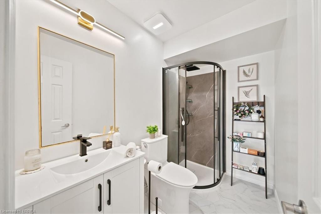 8 Mavin Street Property Photo 22