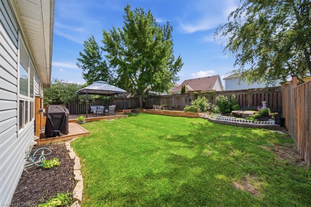 8 Mavin Street Property Photo 44