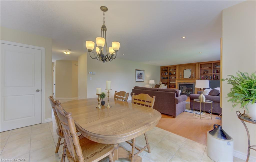 258 Laschinger Boulevard Property Photo 17