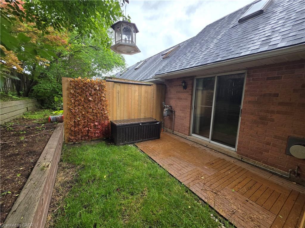 11-41 Valleyview Road Property Photo 4