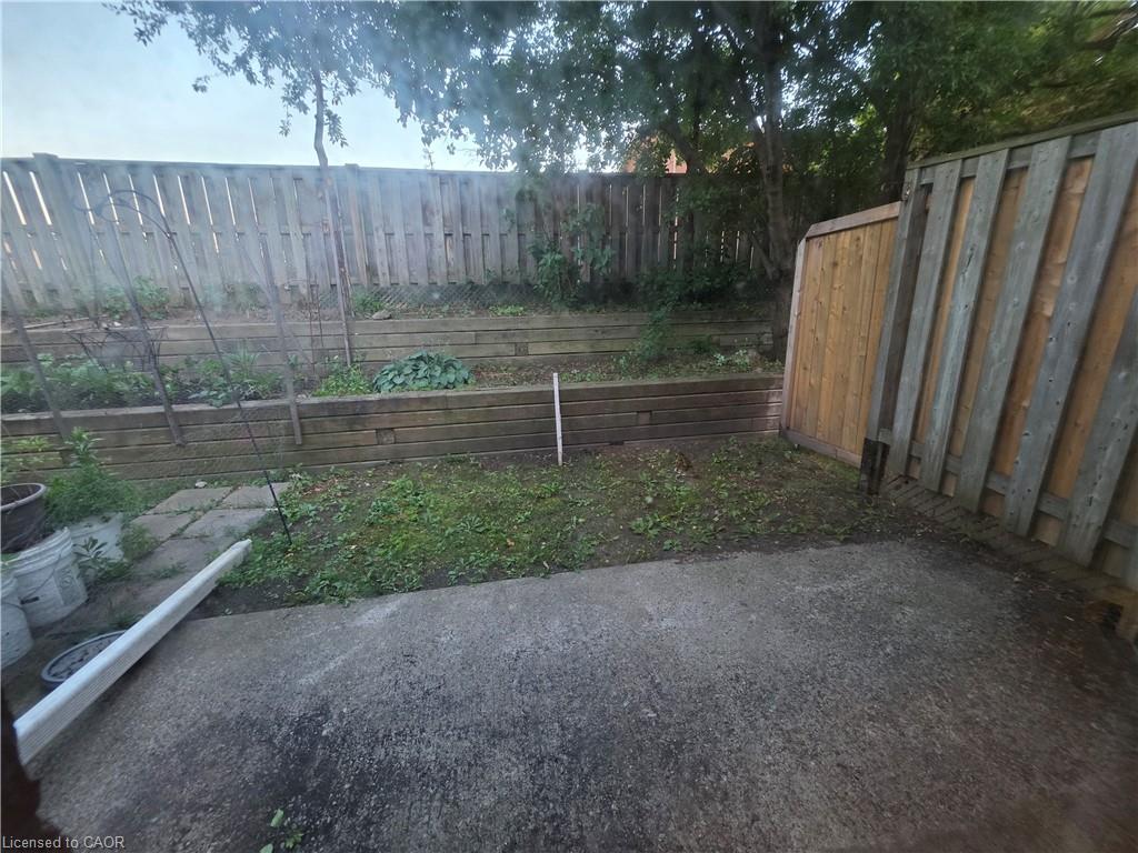 11-41 Valleyview Road Property Photo 5
