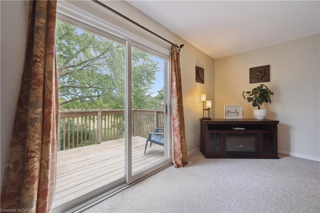 2-255 Camelot Court Property Photo 18