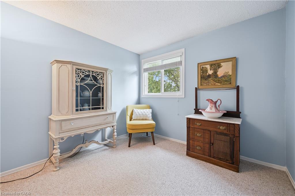2-255 Camelot Court Property Photo 25