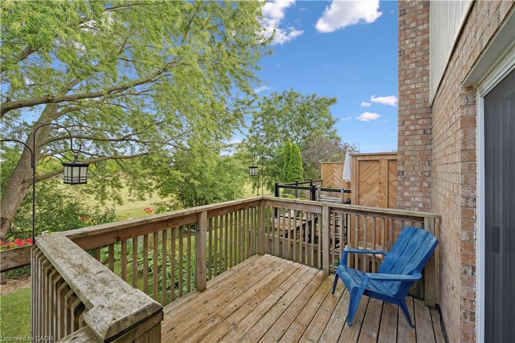 2-255 Camelot Court Property Photo 34