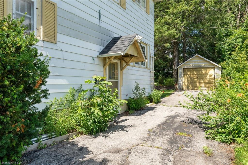 35 Basil Avenue Property Photo 22