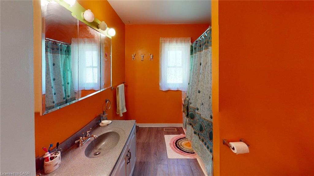 3050 Jewell Avenue Property Photo 18