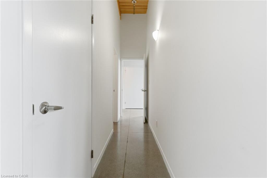 203-85 Spruce Street N Property Photo 23