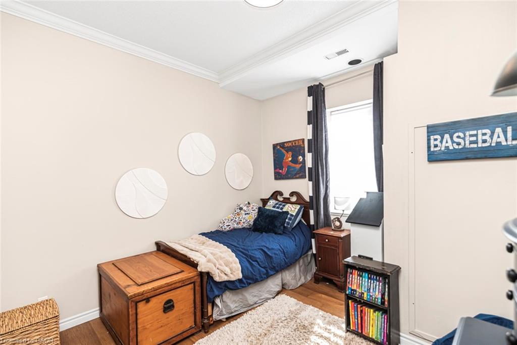 311-262 Dundas Street E Property Photo 6