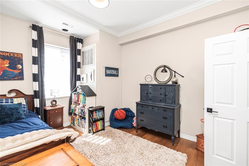 311-262 Dundas Street E Property Photo 19