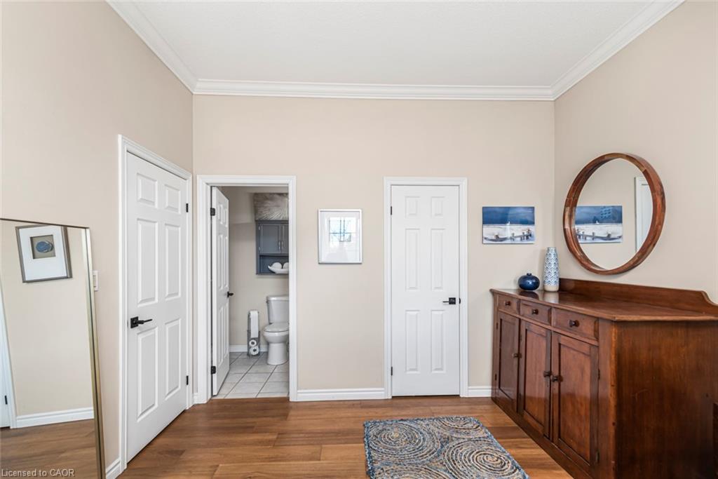 311-262 Dundas Street E Property Photo 27