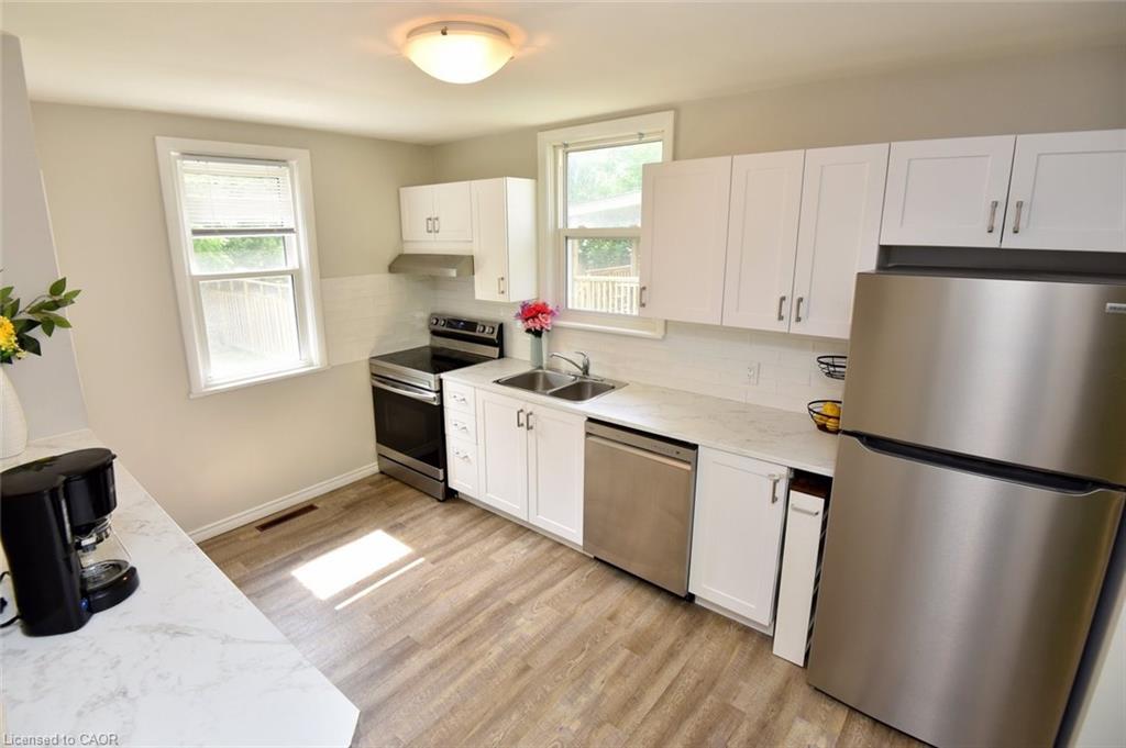107 West 32nd Street Property Photo 1