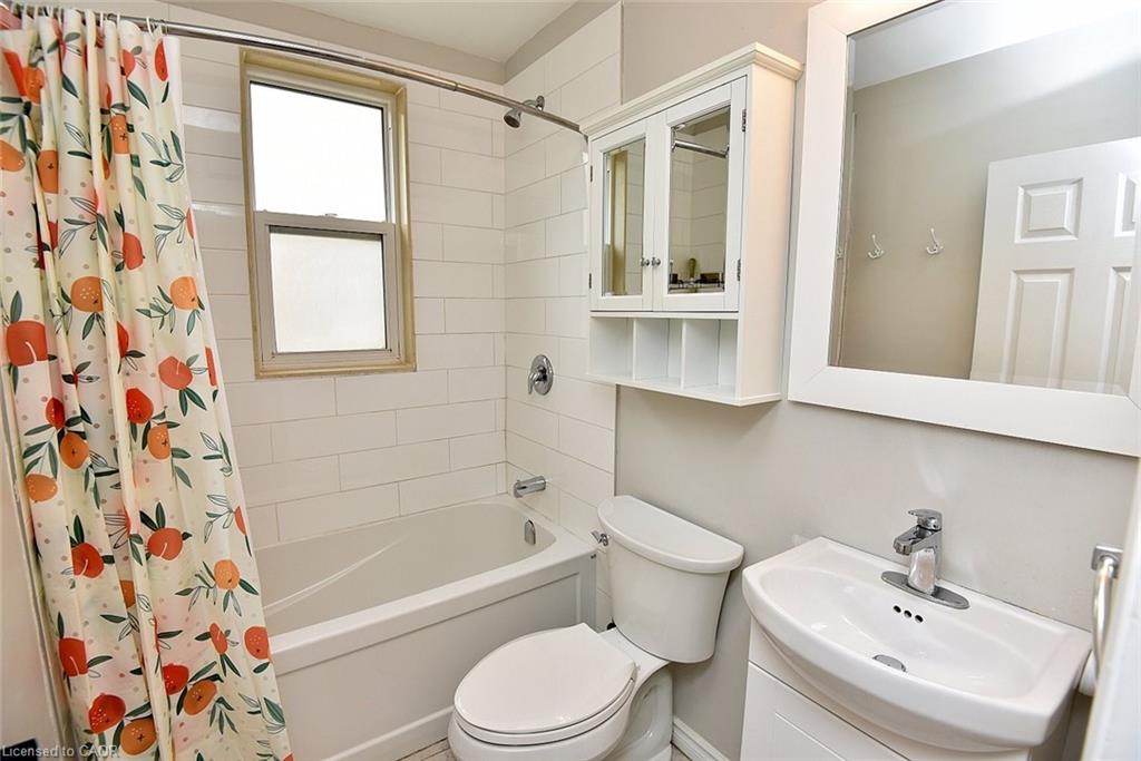 107 West 32nd Street Property Photo 13