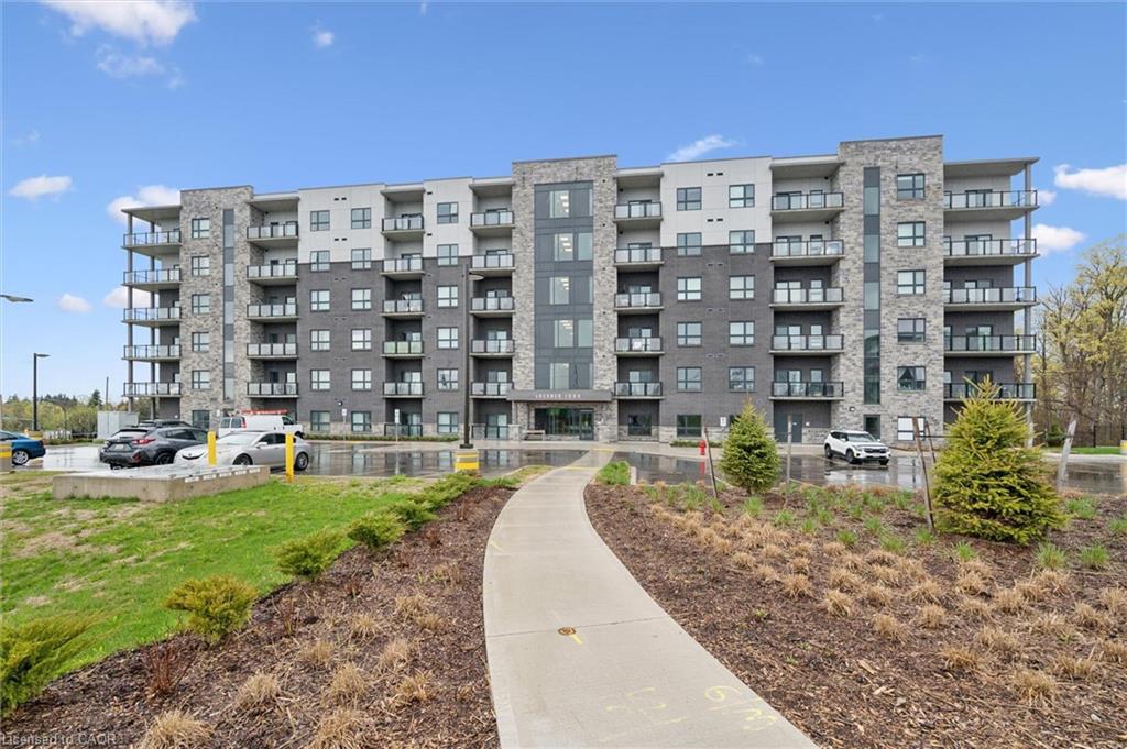 507-1000 Lackner Place Property Photo 8