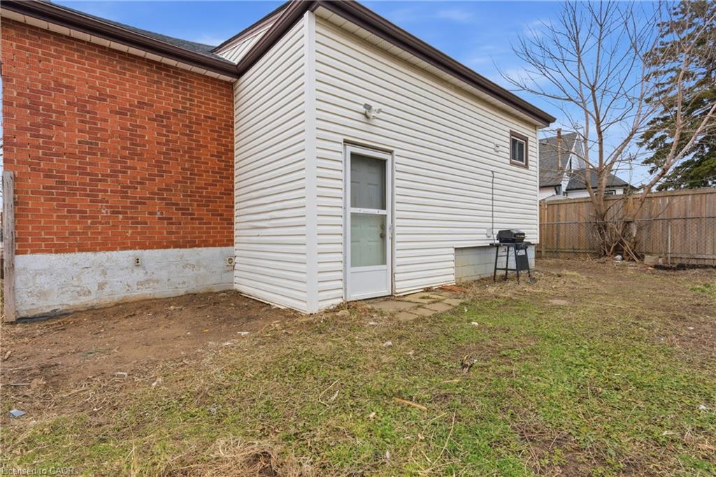 880 Lawrence Road Property Photo 29