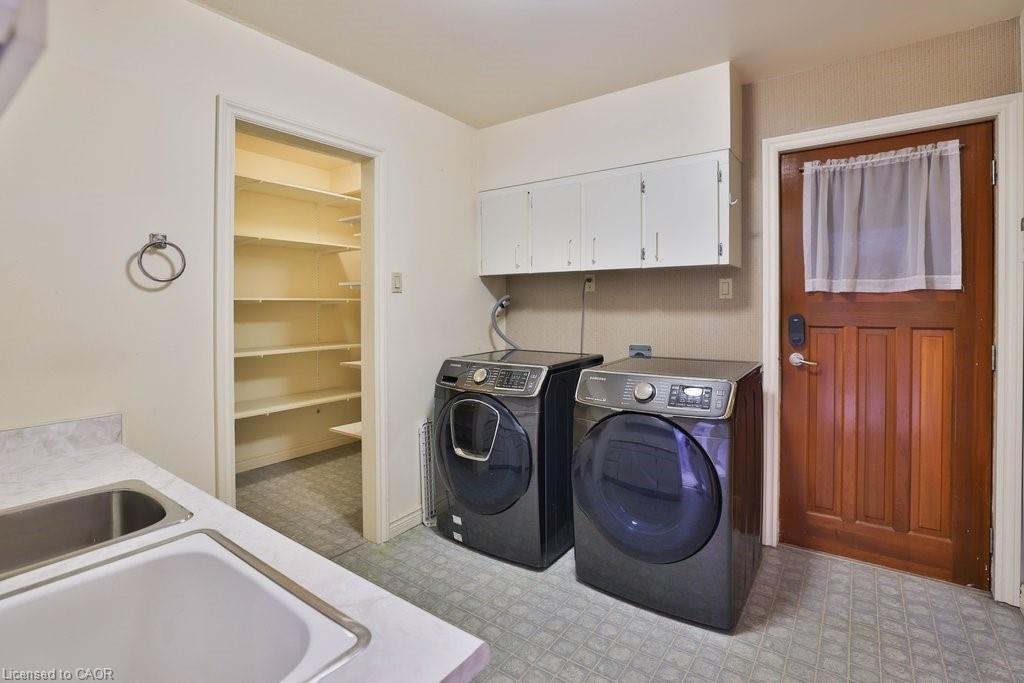 670 Meadow Wood Road Property Photo 12