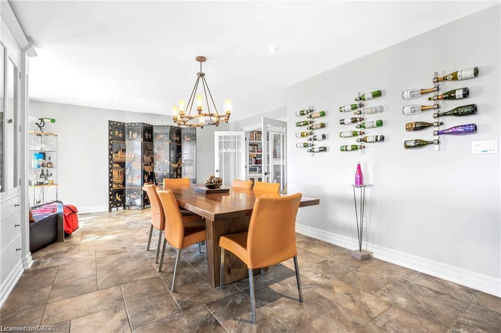 915 Queenston Road Property Photo 14
