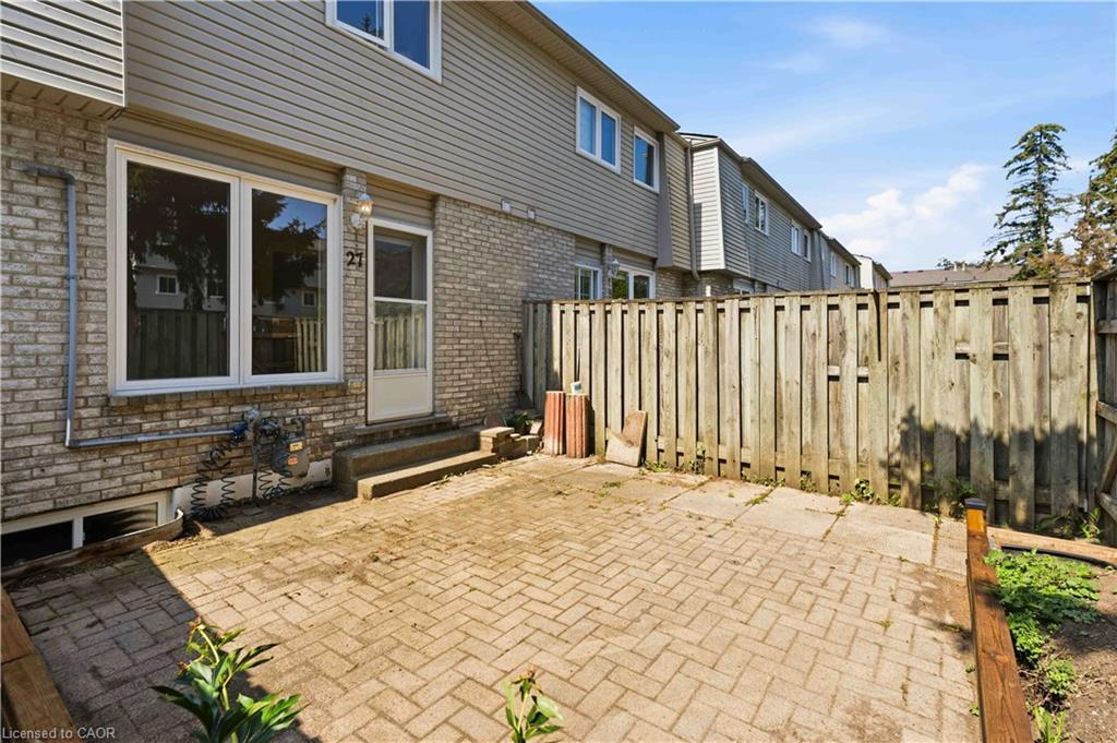 27-1396 Upper Ottawa Street Property Photo 17
