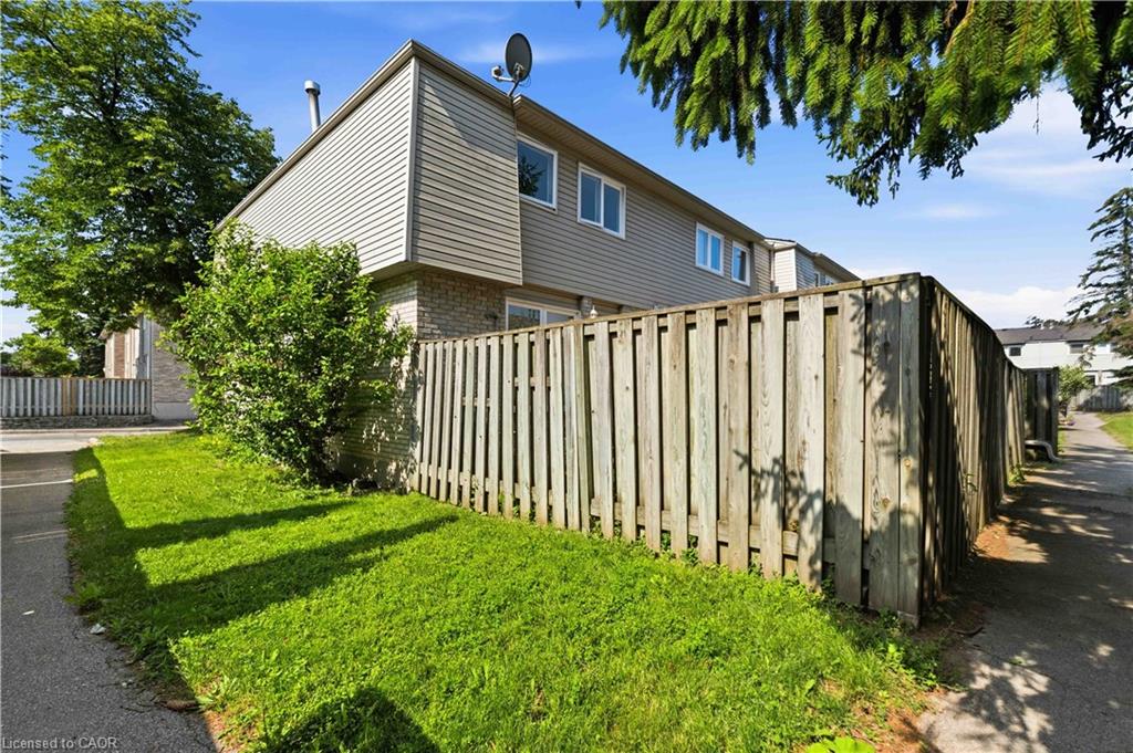 27-1396 Upper Ottawa Street Property Photo 19