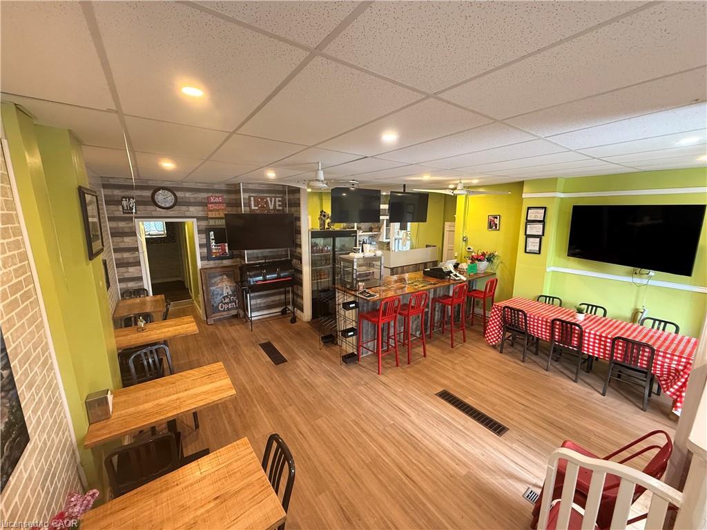 486 James Street N Property Photo 5