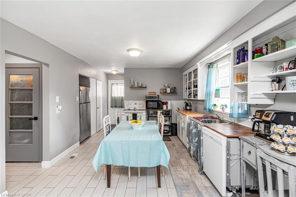 43 Wyngate Avenue Property Photo 14