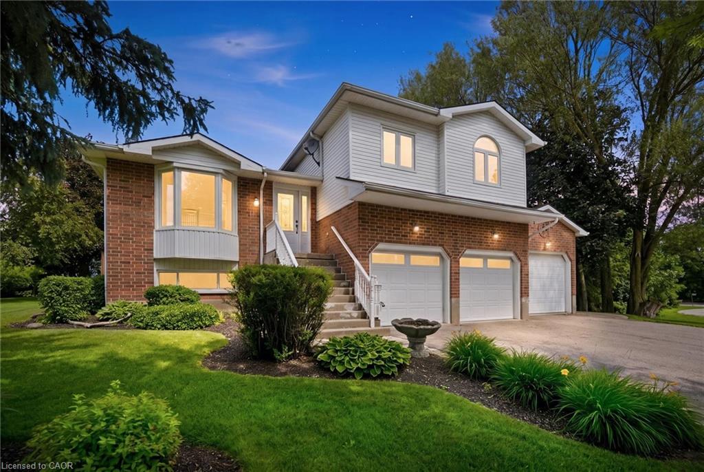 170 Elmslie Place Property Photo 1