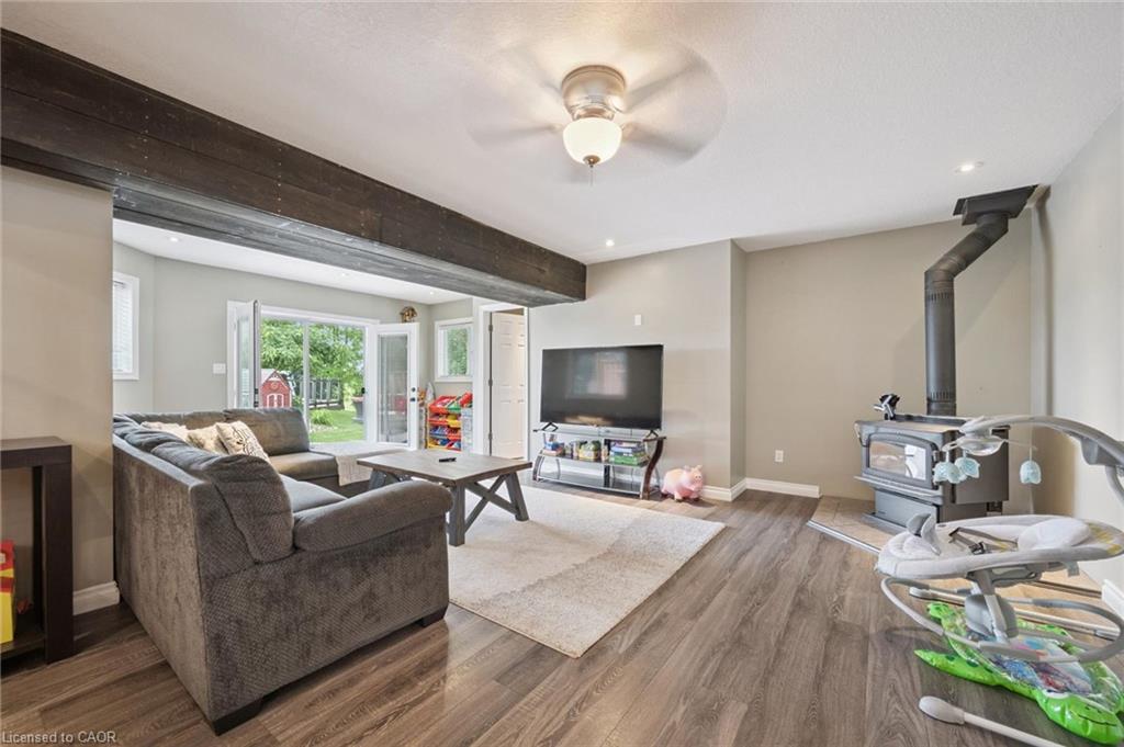 170 Elmslie Place Property Photo 10