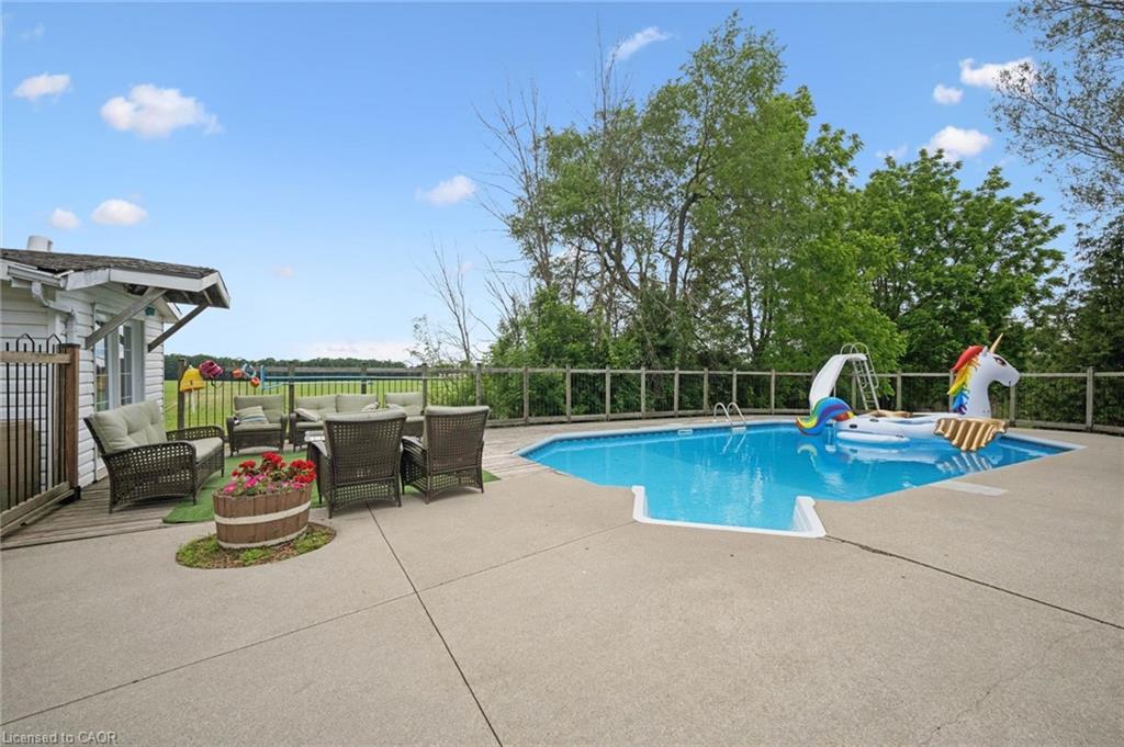 170 Elmslie Place Property Photo 26