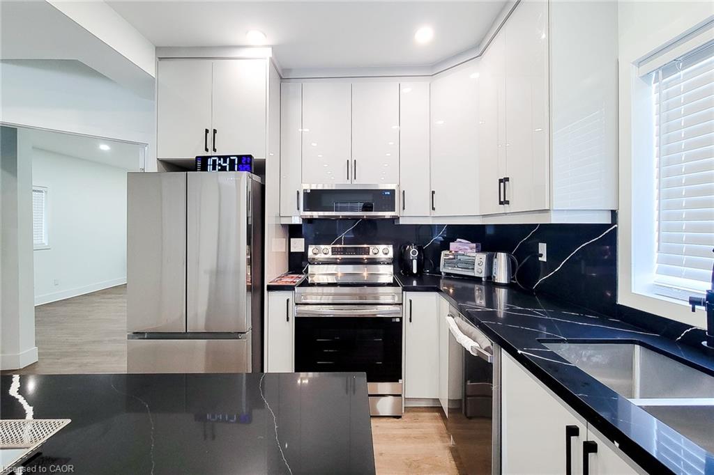 78 Hillyard Street Property Photo 17