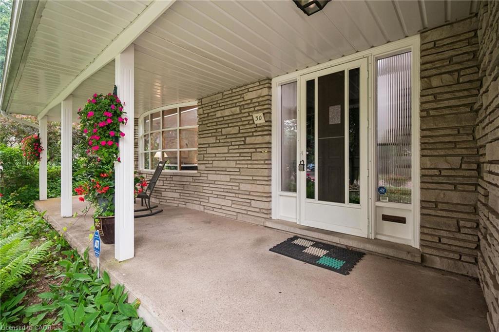 30 Westminster Avenue Property Photo 6
