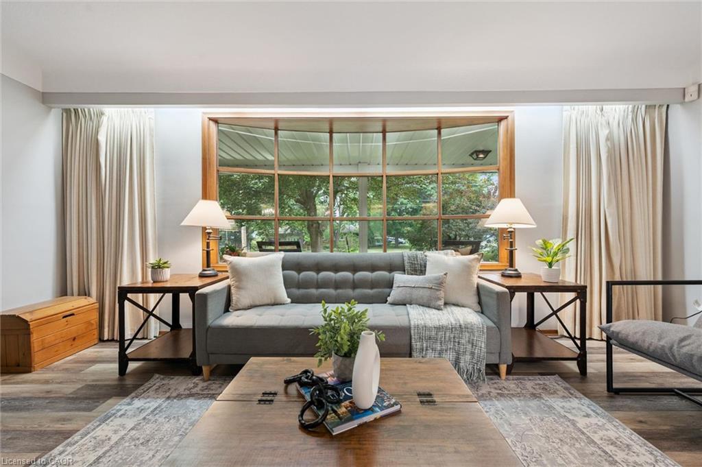 30 Westminster Avenue Property Photo 10