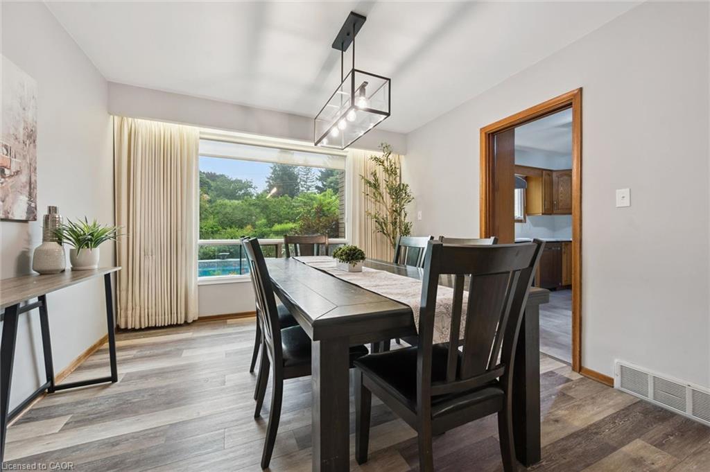 30 Westminster Avenue Property Photo 12