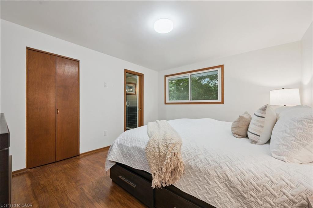 30 Westminster Avenue Property Photo 23