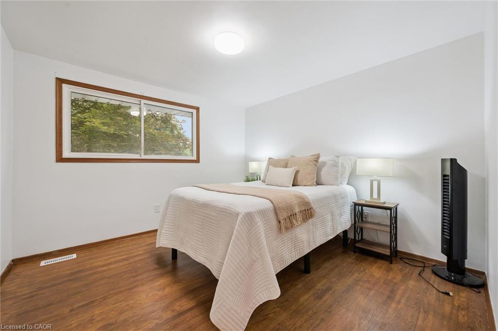 30 Westminster Avenue Property Photo 28