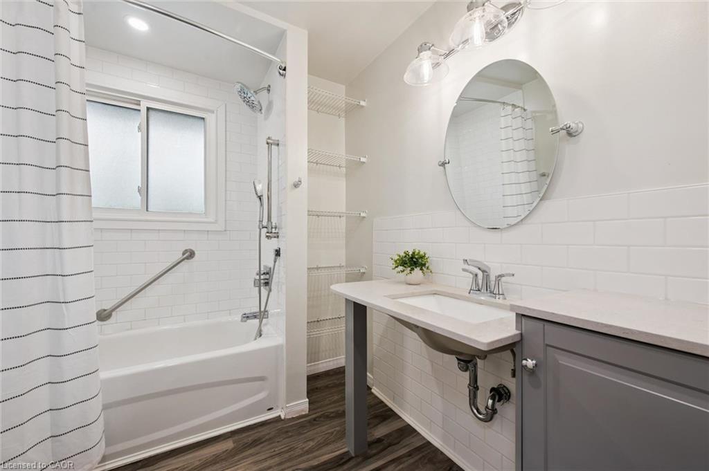 30 Westminster Avenue Property Photo 29