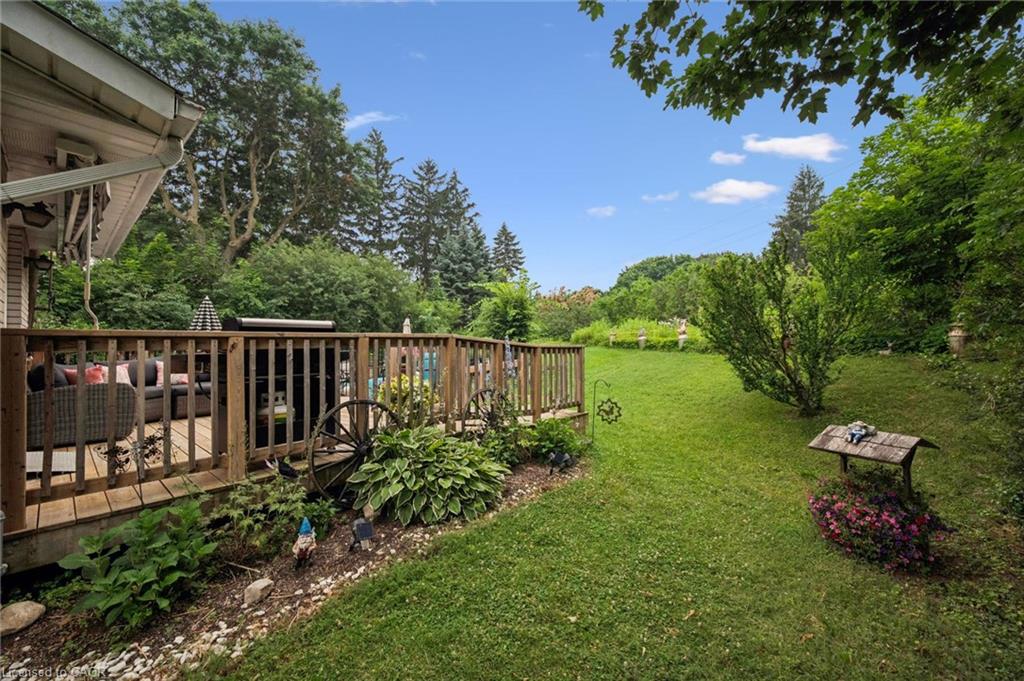 30 Westminster Avenue Property Photo 33