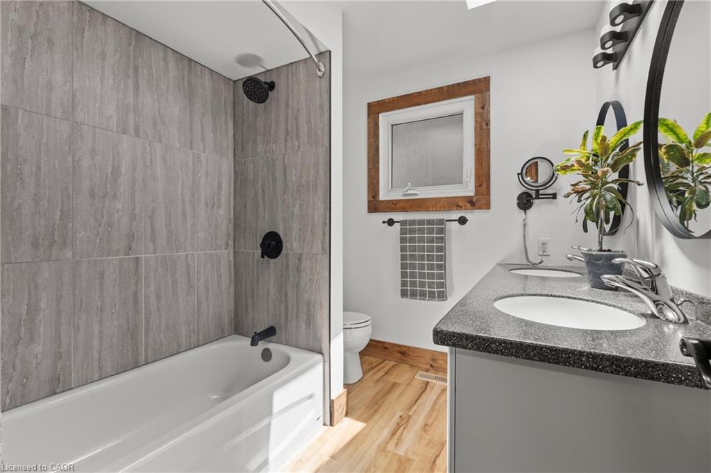 2786 Lalemant Road Property Photo 27