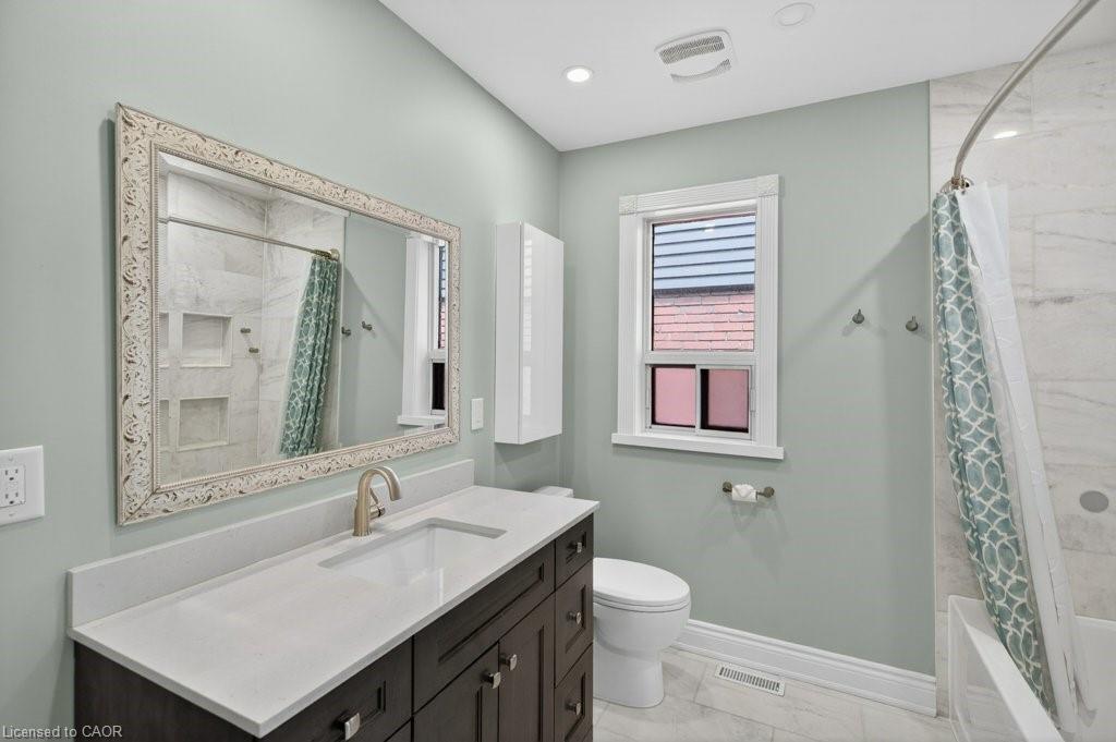 225 Prospect Street S Property Photo 21